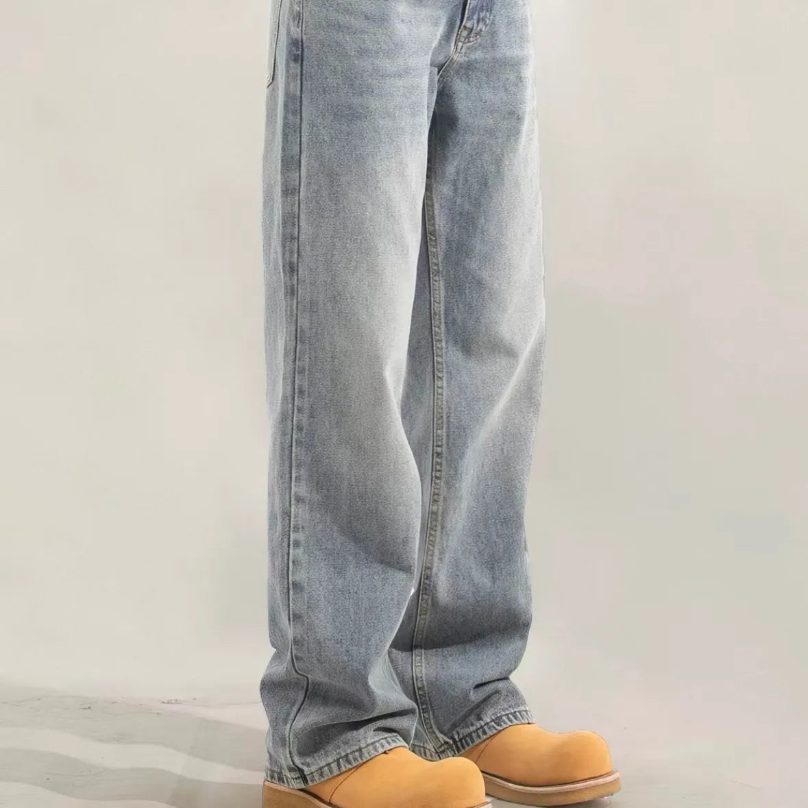 Loose Straight Leg Jeans