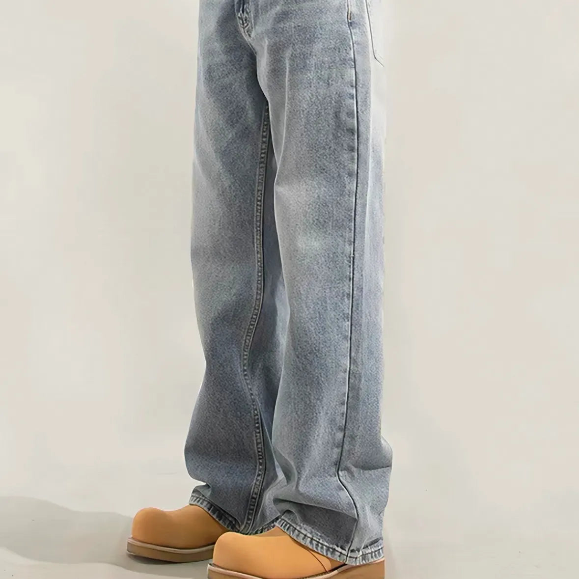 Loose Straight Leg Jeans